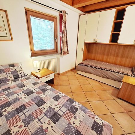 Appartement Casa Alpina - Sarre à Aoste Chambre photo